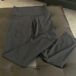 lululemon black wunder under leggings